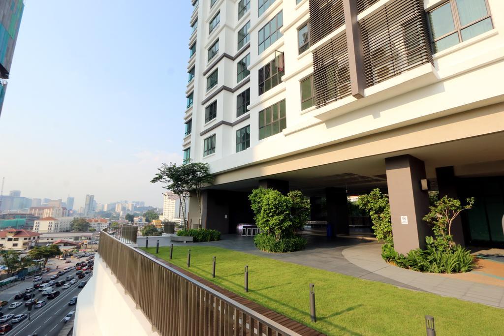 Pine Cone @ Avantas Mid Valley Kuala Lumpur Exterior photo