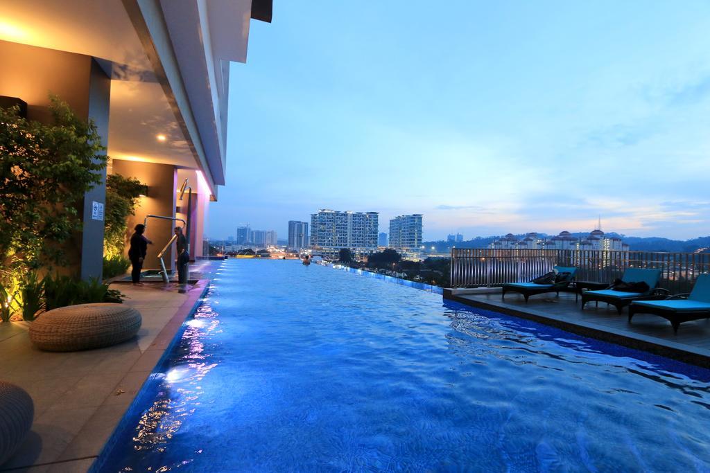 Pine Cone @ Avantas Mid Valley Kuala Lumpur Exterior photo
